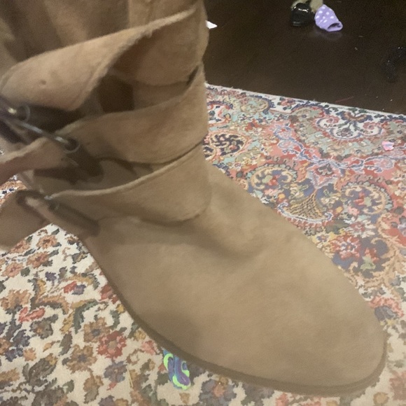 FREE PEOPLE SUNBELT DISTRESSED SUEDE BELTED BOOTIES - Picture 5 of 5